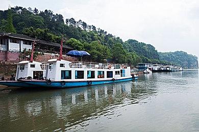 主演奥斯卡·伊萨克谈《合金装备》电影：潜力巨大